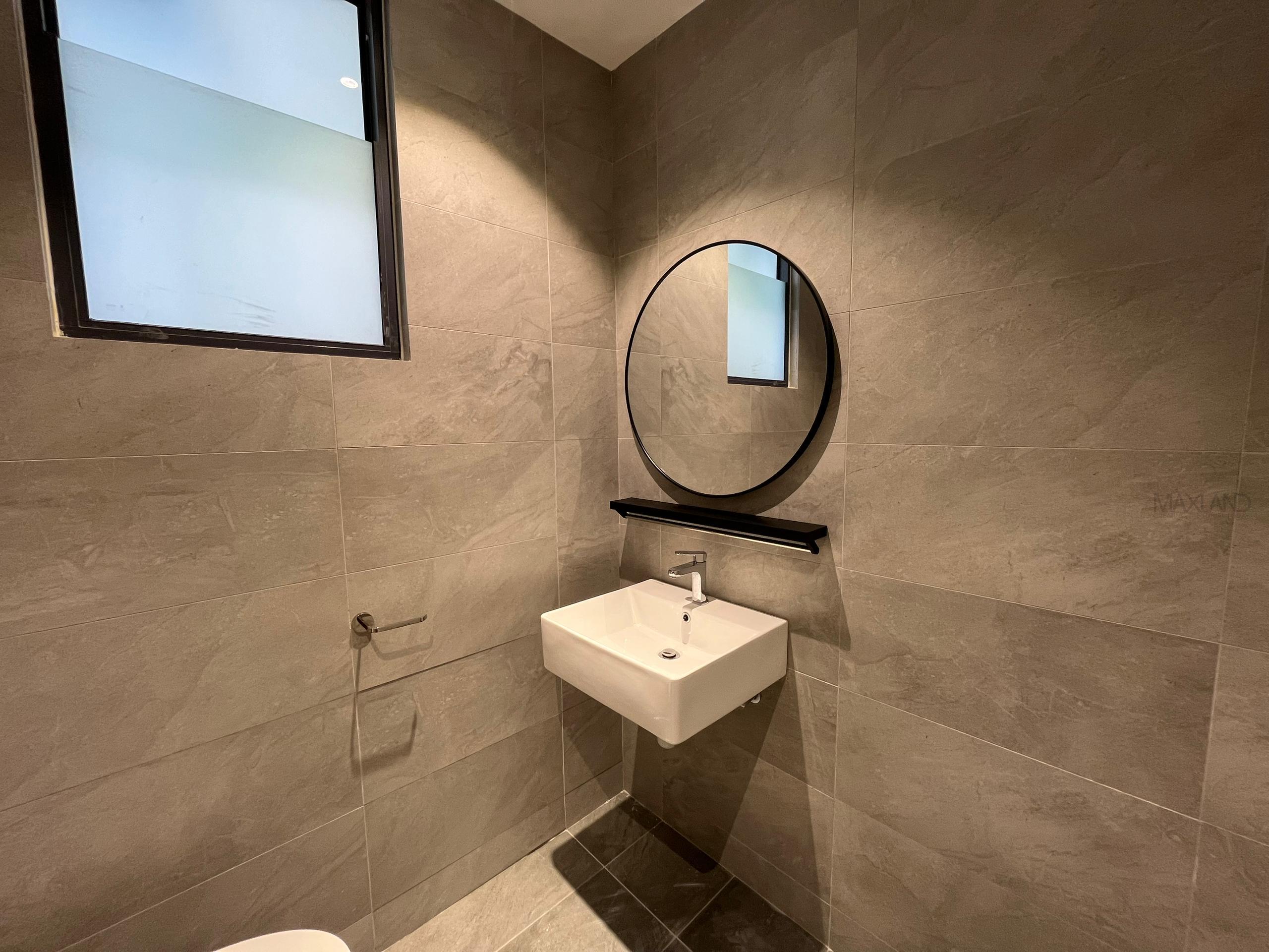 WhatsApp Image 2024-11-04 at 3.30.02 PM (2)