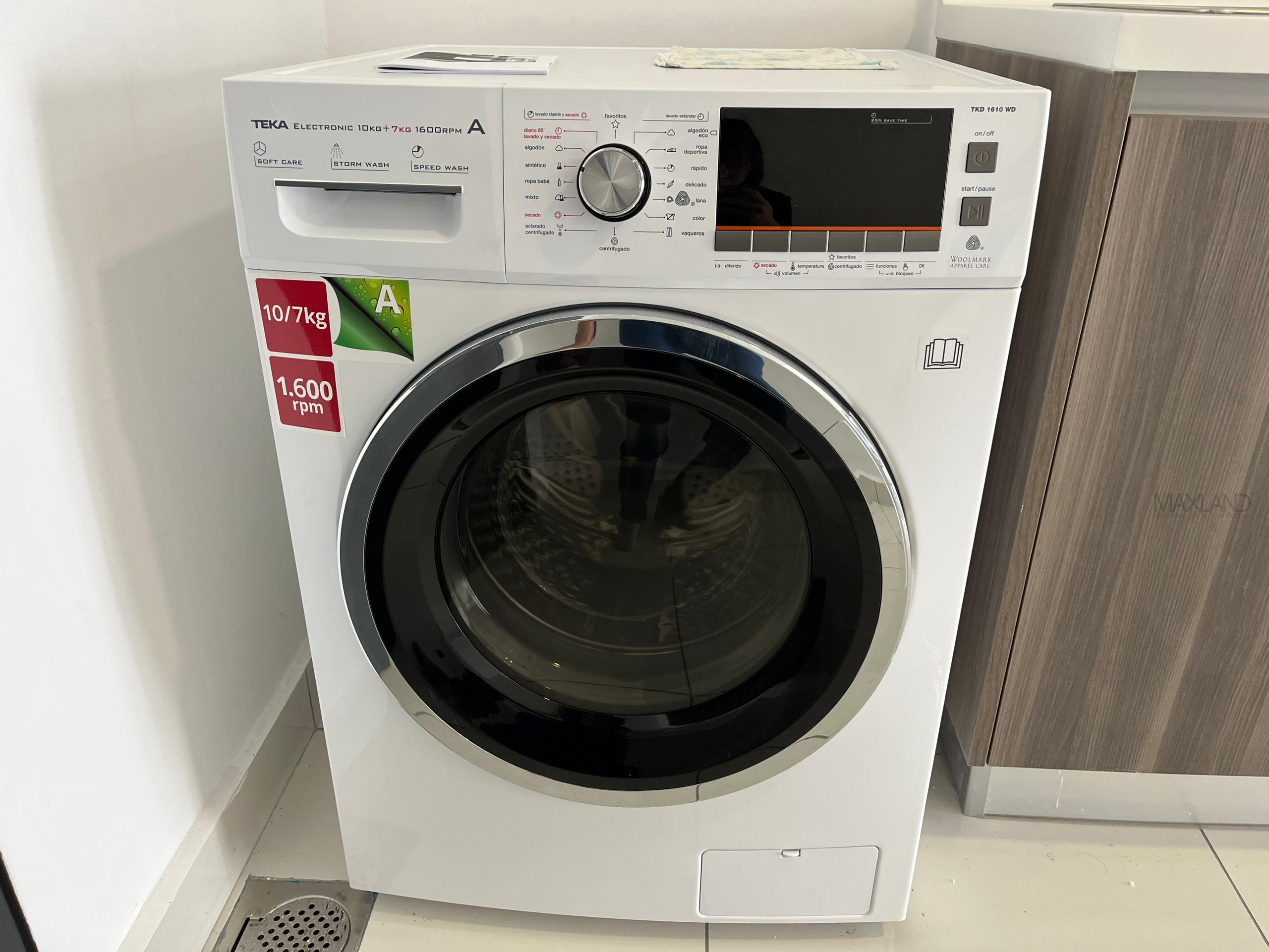 WhatsApp Image 2024-11-16 at 11.55.17 PM