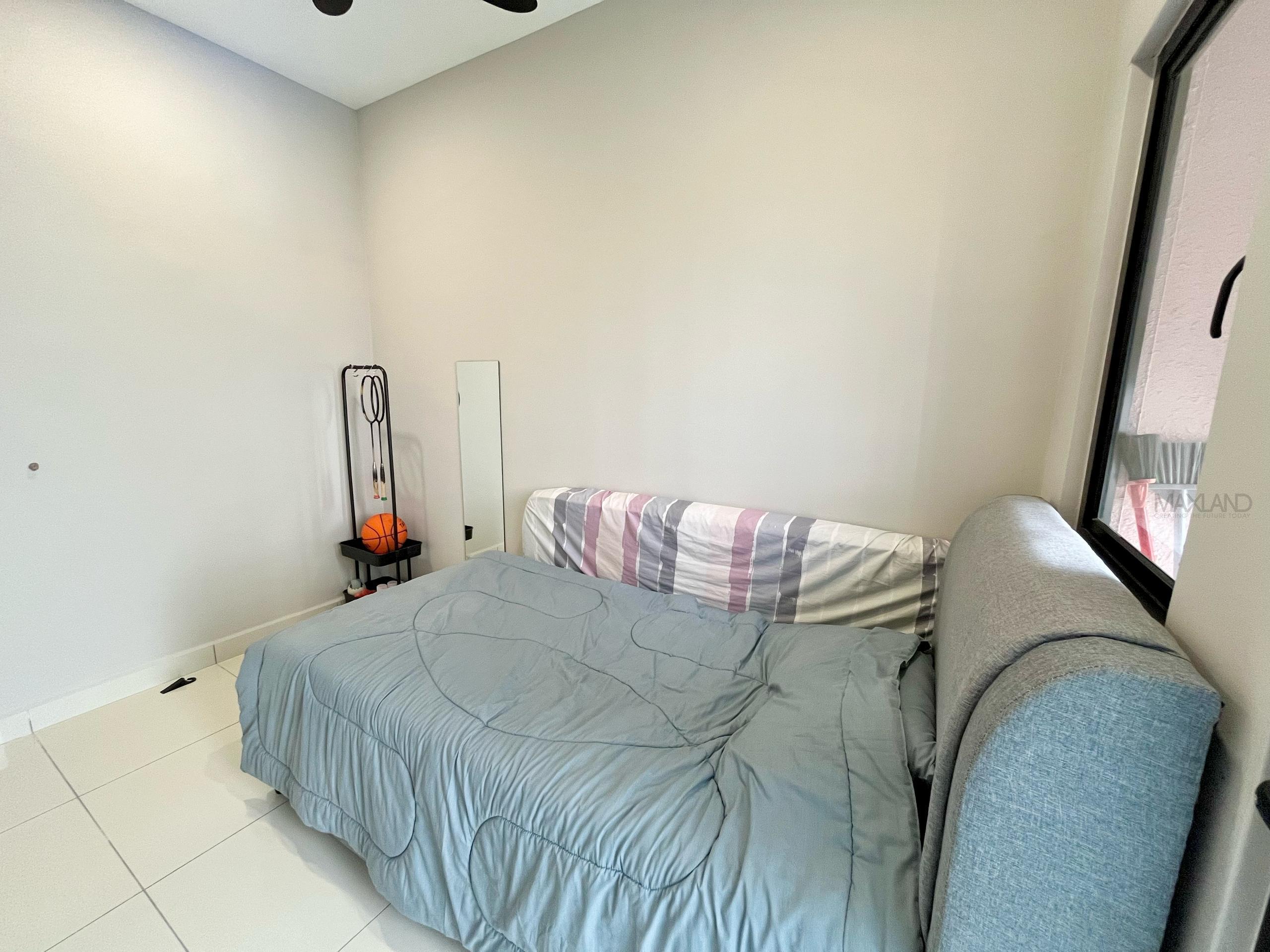 WhatsApp Image 2025-03-05 at 11.08.42 AM (2)