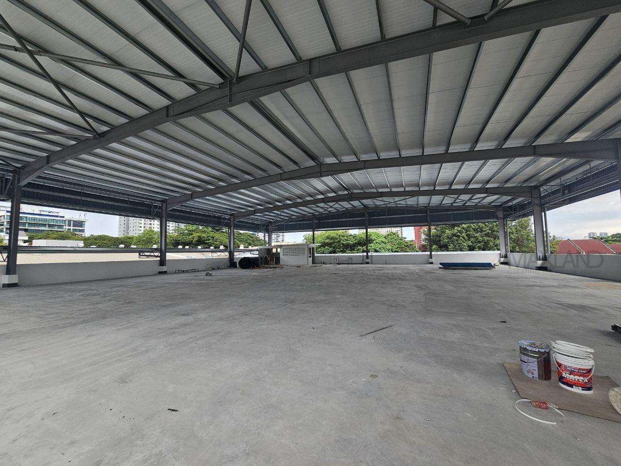 photo_6264956078013484141_y