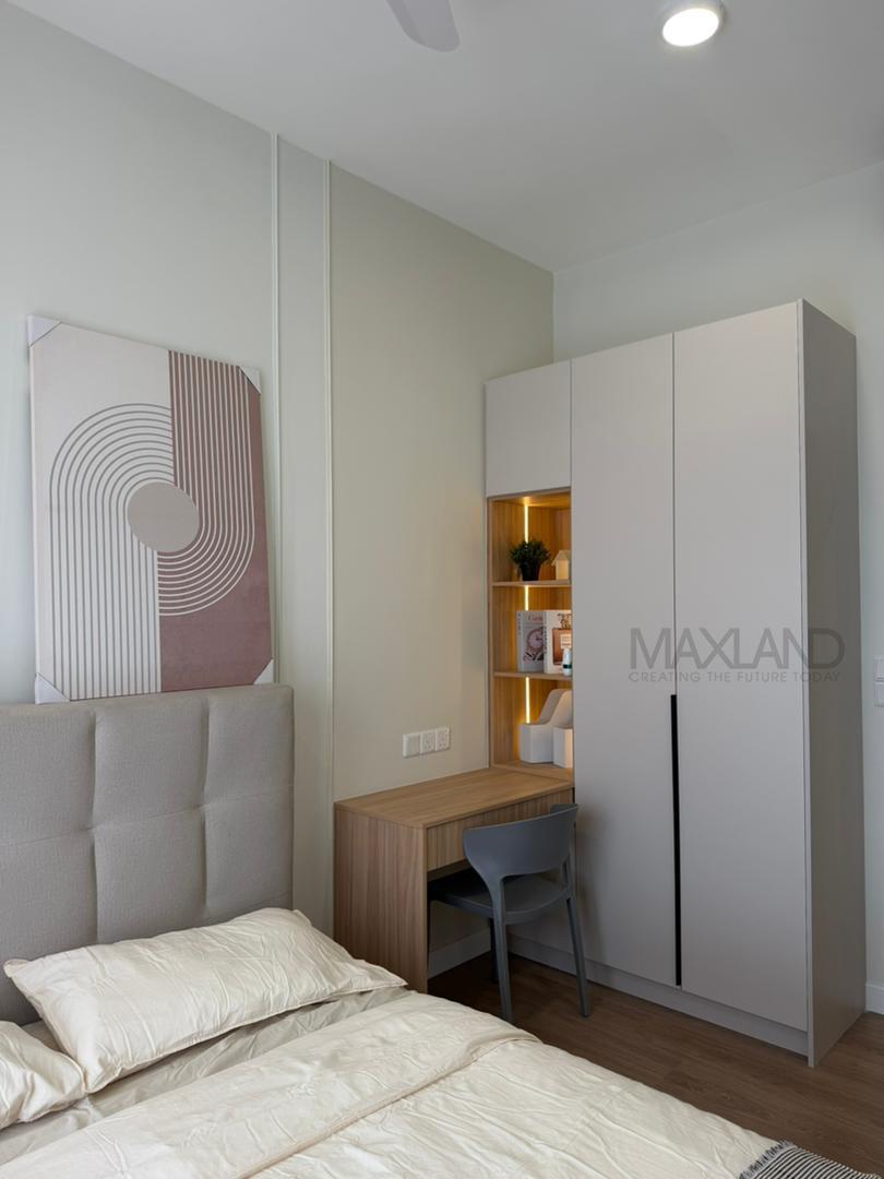 KV – Skyline KL – Room